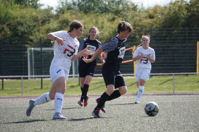 3 Punkte aus zwei Spielen für unsere Fußball Frauen